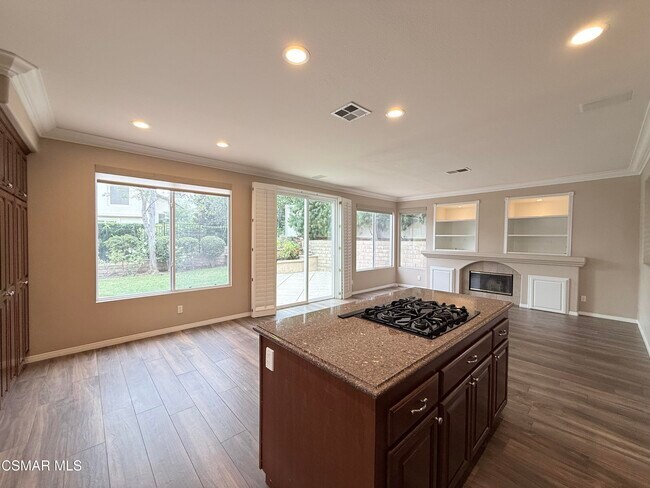 Building Photo - 2851 Silk Oak Ave
