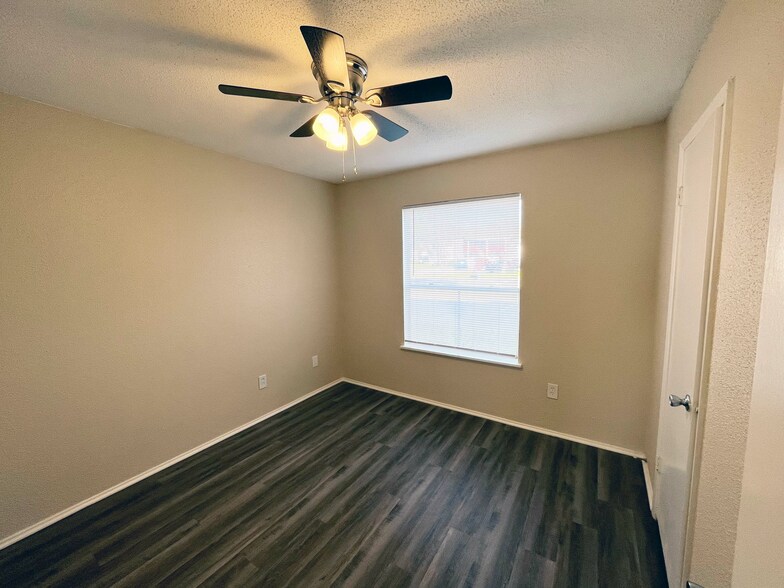 Anderson Point Apartments 1601 Anderson St College Station TX 77840