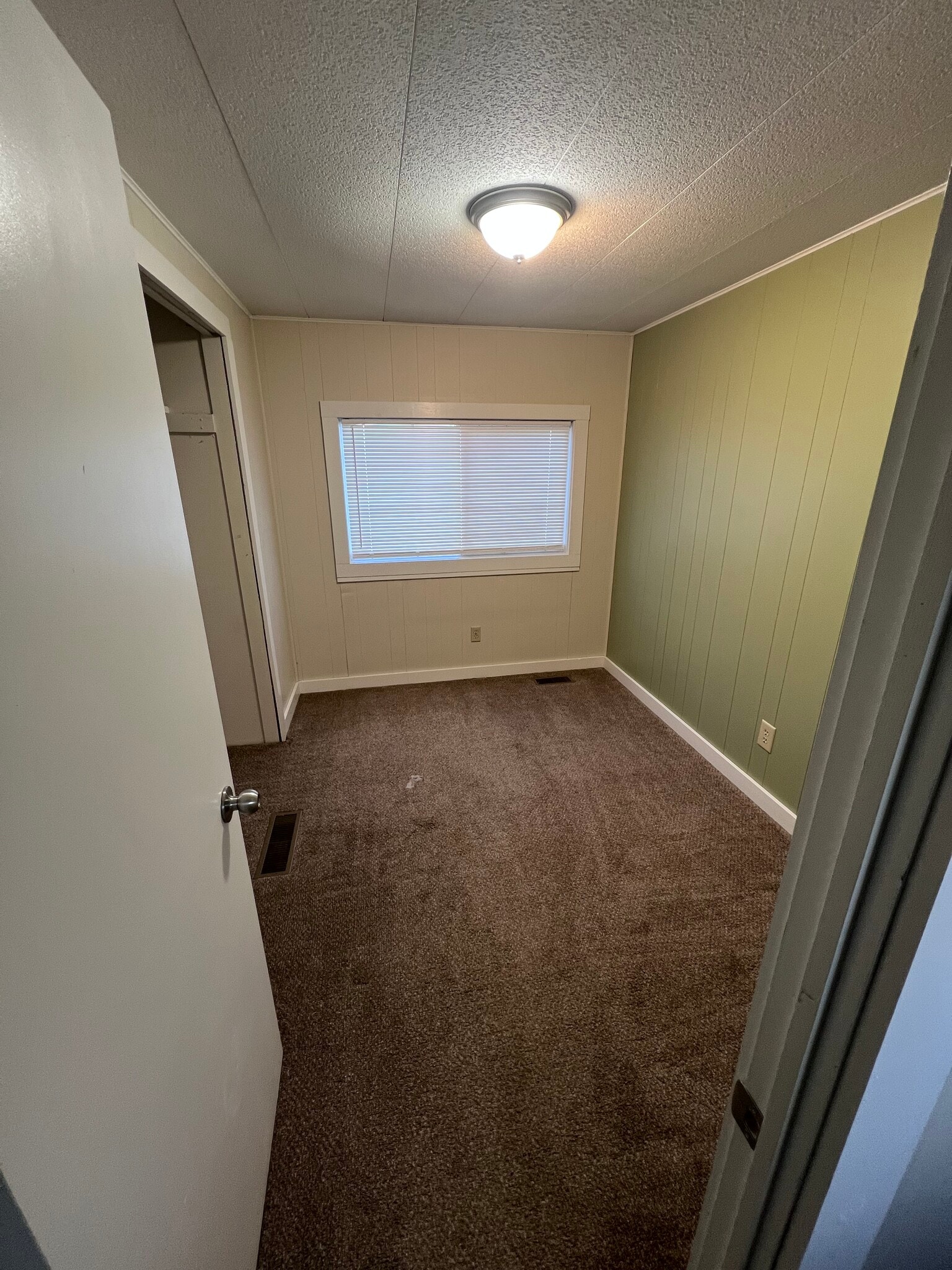 Bedroom 3 - 446 Road 11