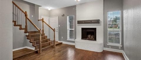 Building Photo - 808 Custer St