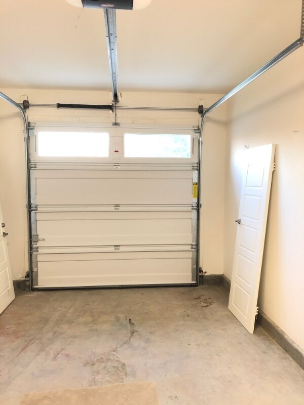 Building Photo - 41299 St Croix