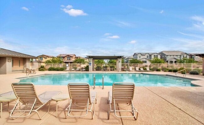 Building Photo - Lovely 3Bedroom/ 2.5 Bath Mesa Home!