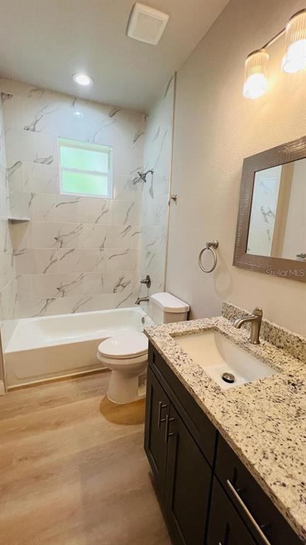Building Photo - 160 Coral Reef Ct N