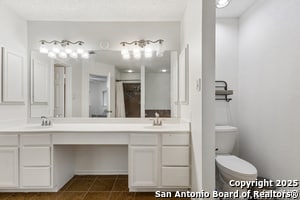 Building Photo - 11053 Cedar Park