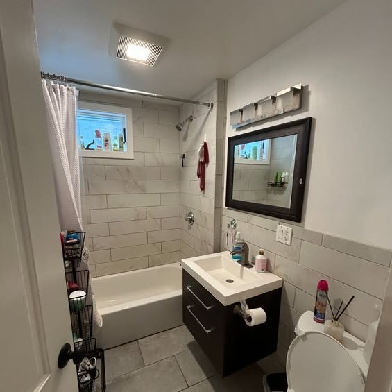 Building Photo - 11 Harold St