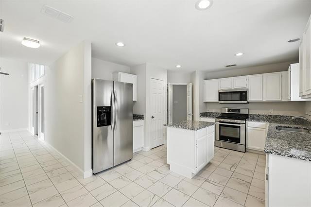 Building Photo - 5446 Meadow Vista Ln