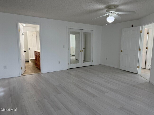 Building Photo - 27 McElwain Ave