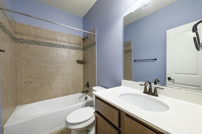 Building Photo - 104 Turvey Cove