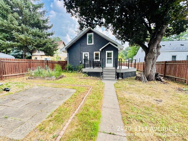 Building Photo - 2420 S 31st Ave