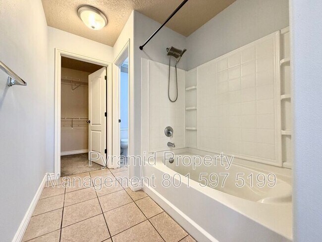 Building Photo - 1688 W 3180 N