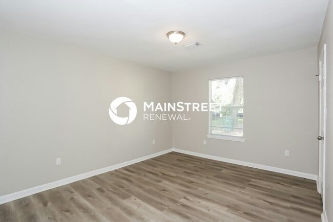 Building Photo - 4 Bedroom Pet-Friendly Home in Houston, TX with Main Street Renewal