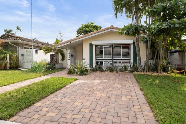 Primary Photo - 1406 Polk St