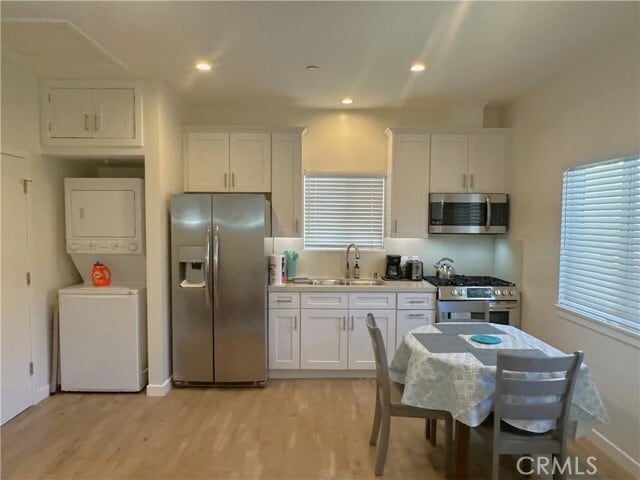 Building Photo - 20832 Henrietta St