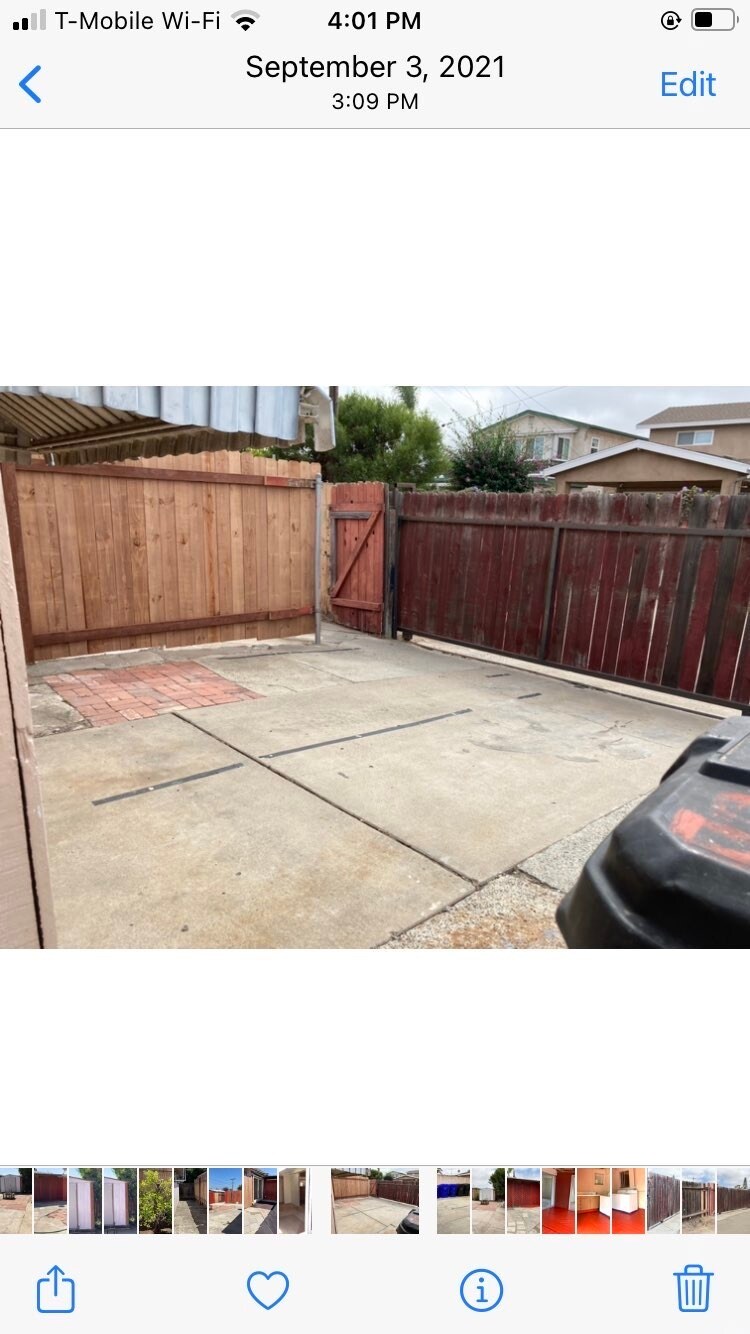 Building Photo - 4640 Clairemont Dr