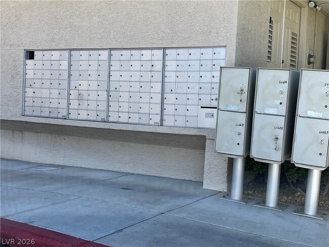 Building Photo - 7159 S Durango Dr