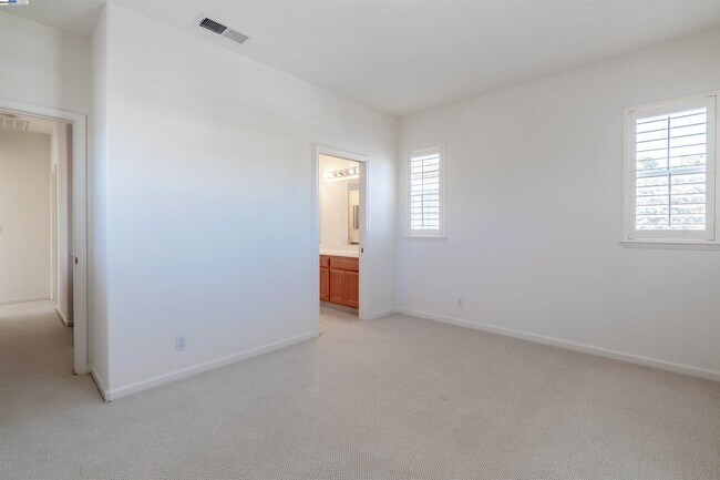 Building Photo - 1260 Ustilago Dr