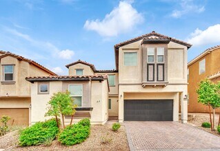 Building Photo - COMING SOON!  ADORABLE HOME NEAR HOLLYWOOD & E SAHARA!