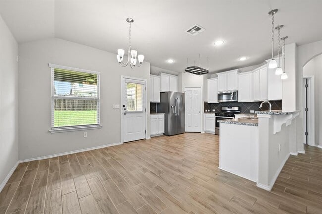 Building Photo - 172 Noddy Rd