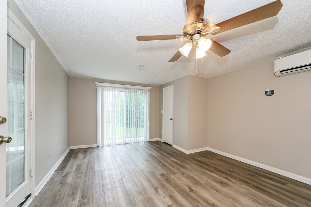 Building Photo - 8410 Spicewood Dr
