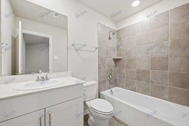 Building Photo - 2221 Dunbar Dr