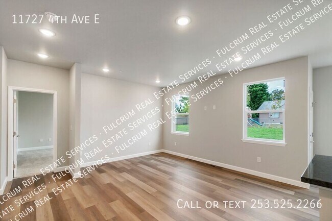 Building Photo - 11727 4th Ave E
