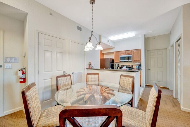 Building Photo - 8101 Resort Village Dr