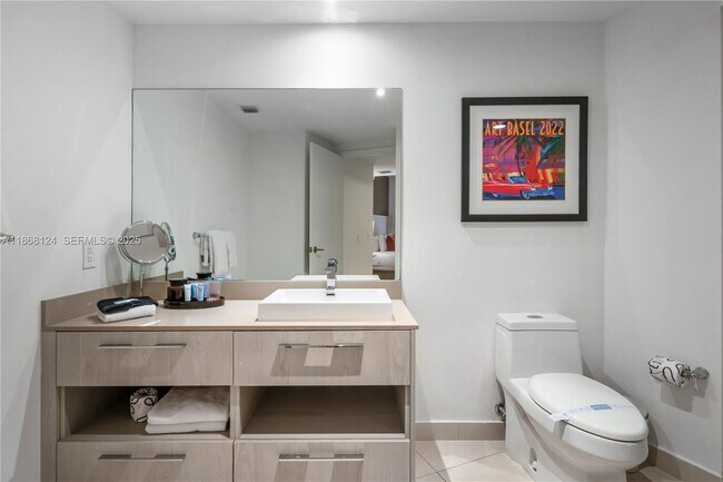 Building Photo - 4111 S Ocean Dr