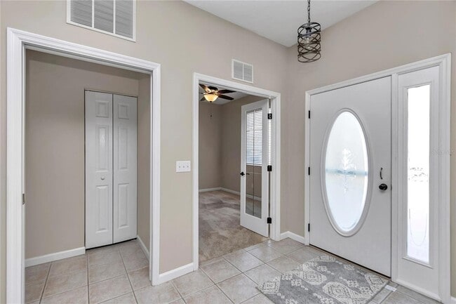 Building Photo - 2022 NW 58th Ct