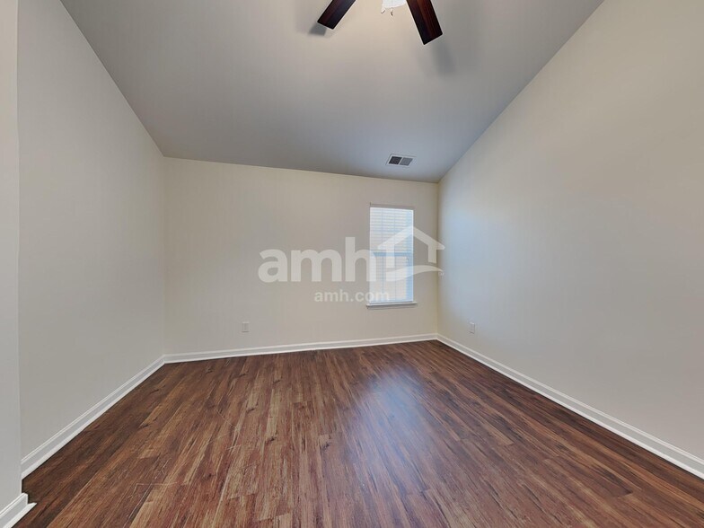 Building Photo - 139 Ashmont Dr