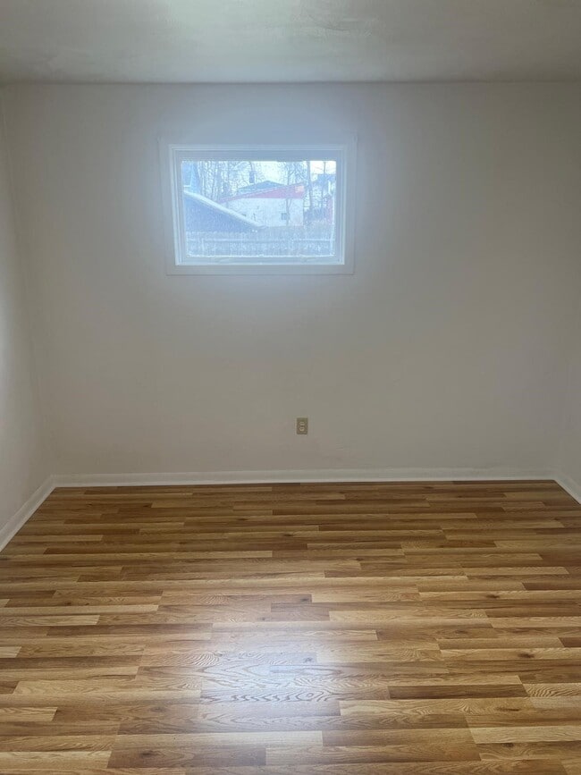 Building Photo - 5 Colorado Ave