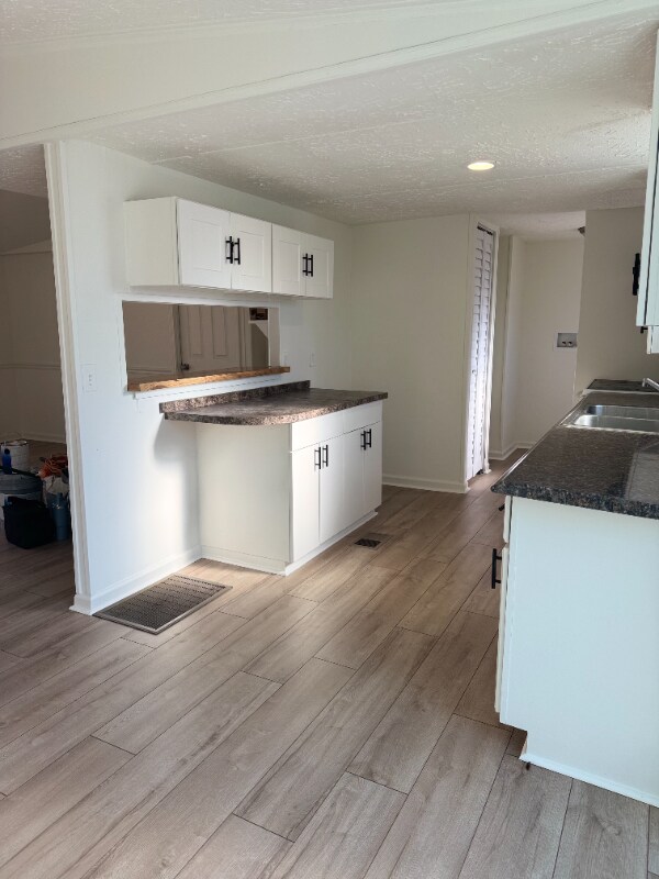 Building Photo - 811 Williams Lake Rd