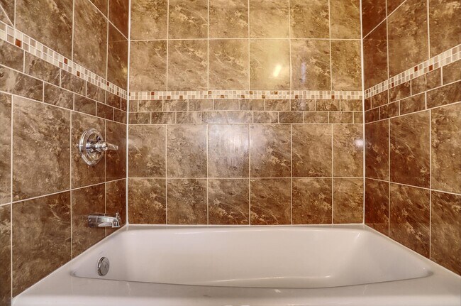 Building Photo - 24 Emerson Ave