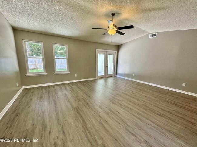 Building Photo - 3625 Lumberjack Way