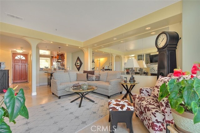 Building Photo - 1400 Pacific Coast Hwy