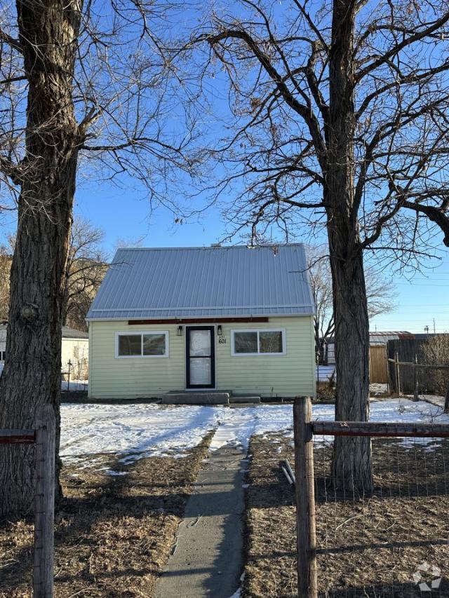 Building Photo - 2 bedroom in Billings MT 59101