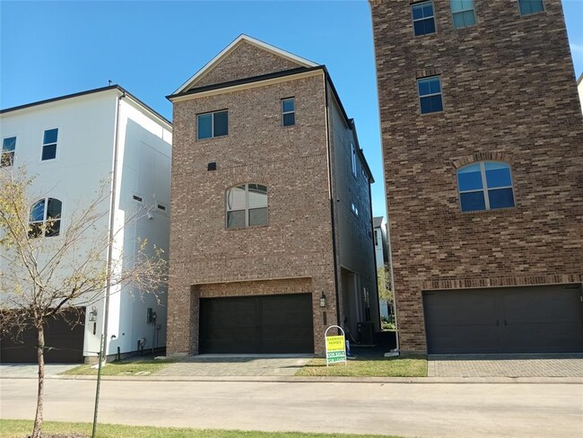 Building Photo - 3611 Somerset York Ln