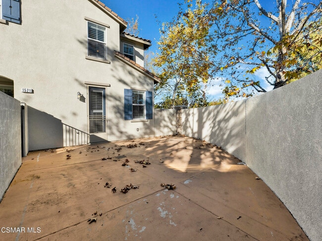 Building Photo - 1521 Silver Shadow Dr