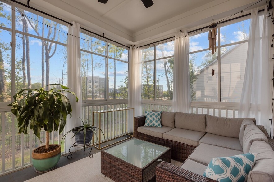 Building Photo - 604 Craftsman Rdg Trl