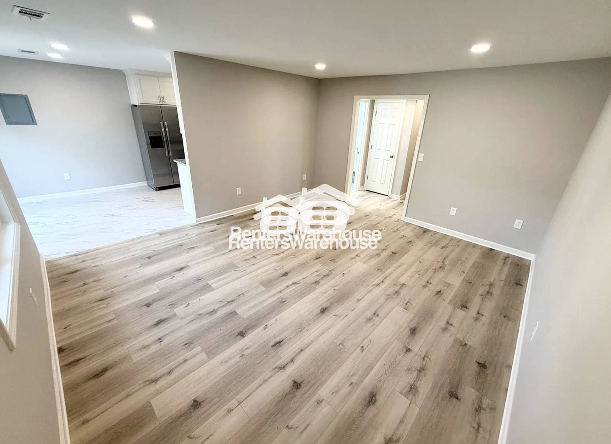 Building Photo - 7101 W 69th St