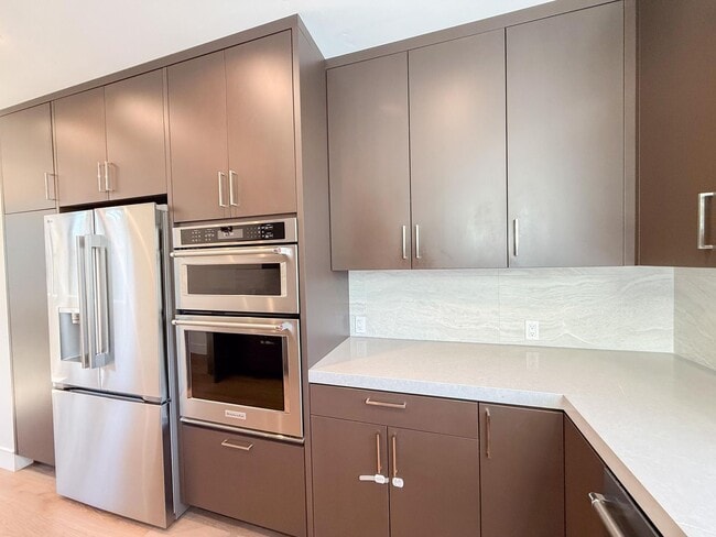 Building Photo - Newer Modern Single Family Home With Cupertino Schools