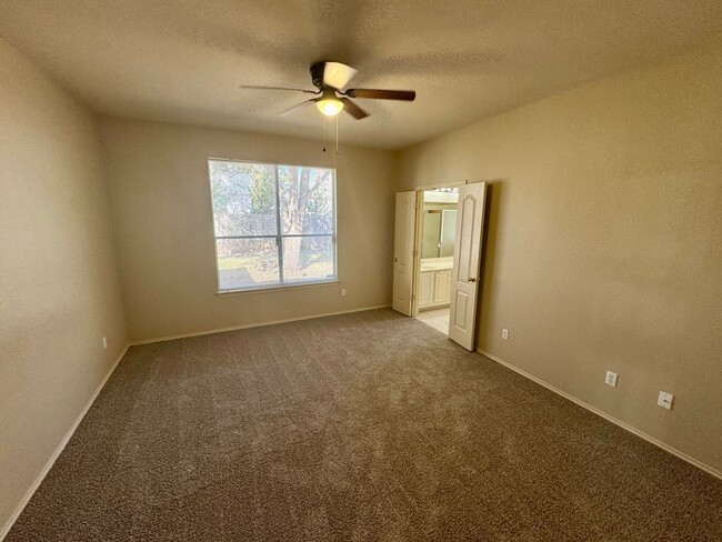 Building Photo - SW Austin: 3BD 2BA House for Rent