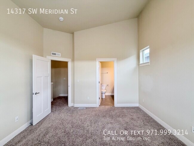 Building Photo - 14317 SW Meridian St