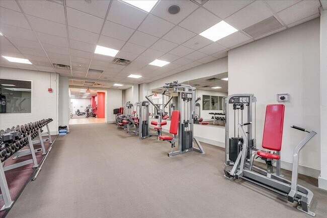 Building Photo - 50 Dey St