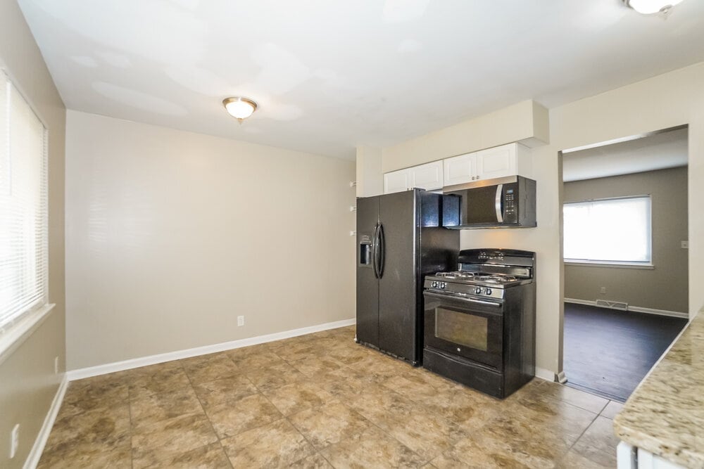Building Photo - 2883 Key Pl