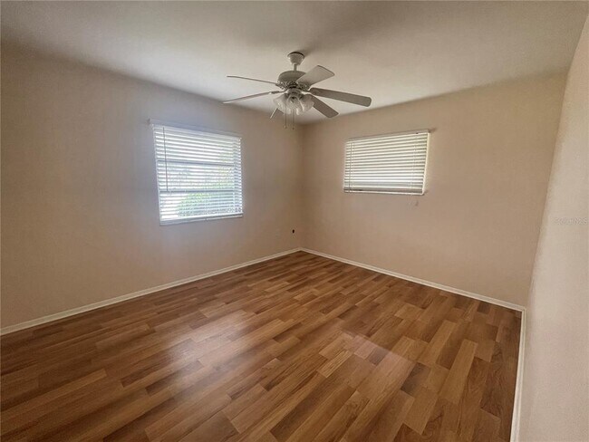 Building Photo - 701 Cypress Pl