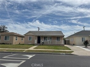 Building Photo - 604 W Hammel St