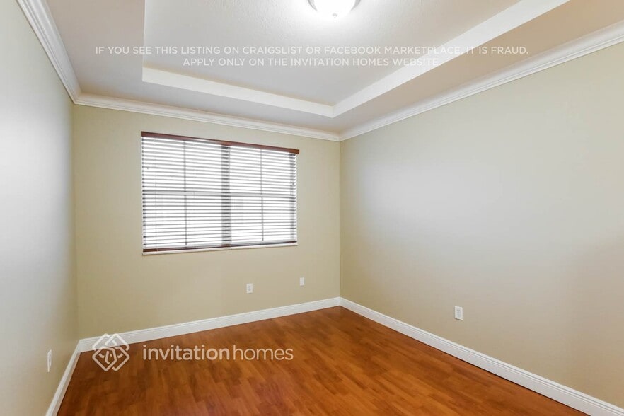 Building Photo - 12315 SW 125th Ct