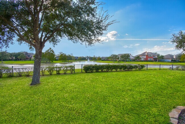 Building Photo - 6203 Ledger Ln