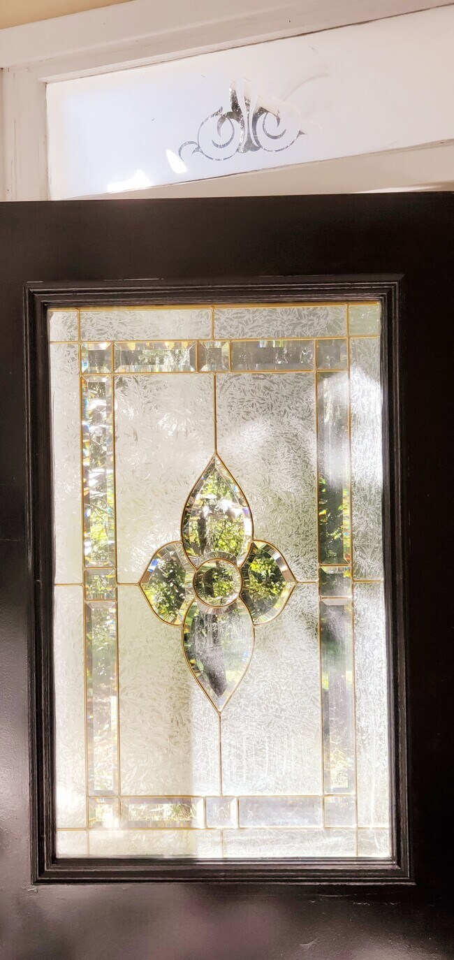 Tiffany-style glass windows - 657 Sumneytown Pike