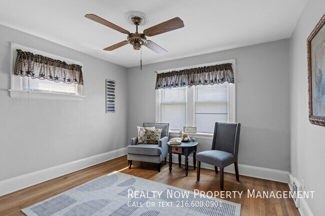 Building Photo - 3276 Tullamore Rd